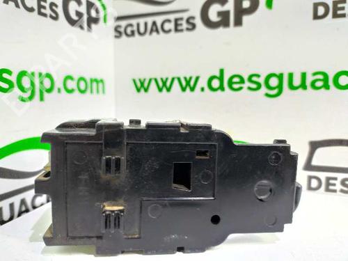 Front right interior door handle NISSAN TERRANO II (R20) 2.7 TDi 4WD | BP7125582I14 