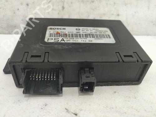 Module électronique PEUGEOT 407 (6D_) 2.0 HDi 135 (6DRHRH, 6DRHRE, 6DRHRG, 6DRHRJ) (136 hp) 25745919