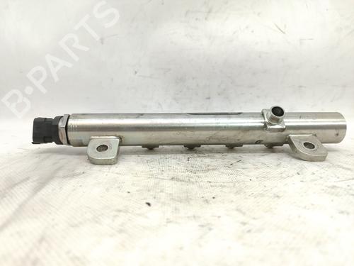 Used Injection rail SAAB 9-3 Estate (E50) 1.9 TiD (150 hp) 28293543