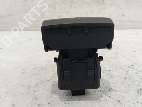 Used Hand brake Hand brake PEUGEOT 5008 II (MC_, MJ_, MR_, M4_) 1.6 BlueHDi 115 (MCBHXH, MCBHXW) (116 hp) 26884549 26884549