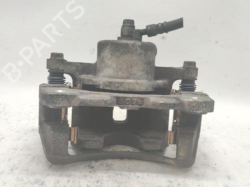 Used Right front brake caliper Right front brake caliper 37271585 37271585