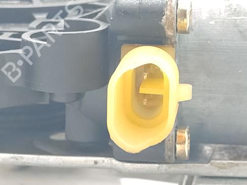 Front right window mechanism TOYOTA AVENSIS (_T22_) 1.8 VVT-i (ZZT221_, ZZT221R) | BP28513560C23