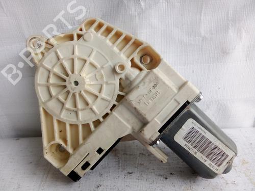 Right rear window motor LAND ROVER RANGE ROVER SPORT I (L320)  | BP16952137E22 