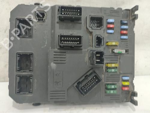 Used Fuse box PEUGEOT 407 (6D_) 2.0 HDi 135 (6DRHRH, 6DRHRE, 6DRHRG, 6DRHRJ) (136 hp) 25745938