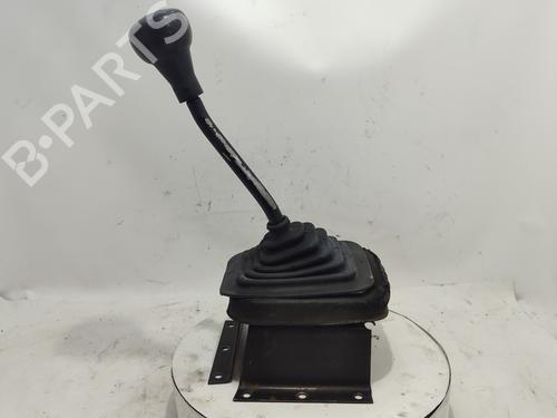 Used Gear lever NISSAN TRADE Van [1986-1993]  26220707