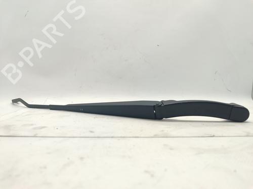 Used Front windshield wiper arm MITSUBISHI OUTLANDER II (CW_W) 2.0 DI-D (CW8W) (140 hp) 31996884