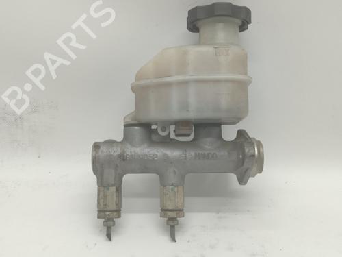 Brake master cylinder HYUNDAI ELANTRA III Saloon (XD) 2.0 CRDi | BP16713795M77 