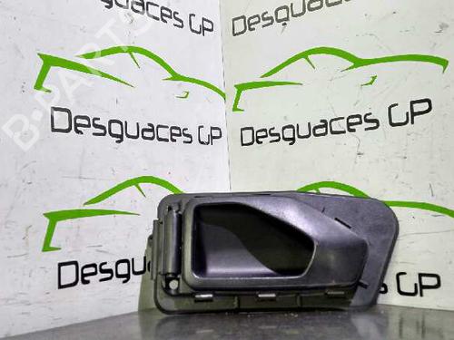 Used Front right interior door handle PEUGEOT 306 (7B, N3, N5) [1993-2003]  7137883