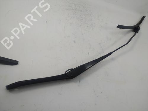 Front windshield wiper arm FORD FIESTA VI (CB1, CCN) 1.25 | BP10958799C143 
