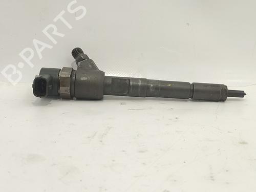 Used Injector OPEL COMBO Tour 1.7 CDTI 16V (101 hp) 31043505