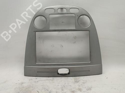 Console centrale Console centrale CHEVROLET NUBIRA Estate 1.6 (109 hp) 34693890 34693890