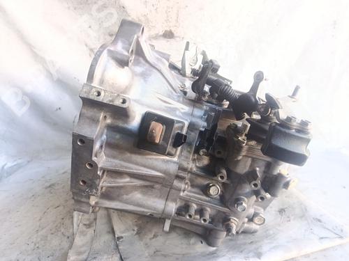 Caja de cambios Caja de cambios TOYOTA AVENSIS (_T25_) 2.2 D-4D (ADT251_, ADT251R) (150 hp) 39658219 39658219