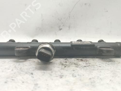 Used Injection rail Injection rail 38620444 38620444