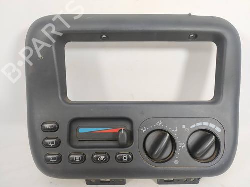 Used Climate control CHRYSLER VOYAGER / GRAND VOYAGER III (GS_, NS_) [1992-2001]  8808854