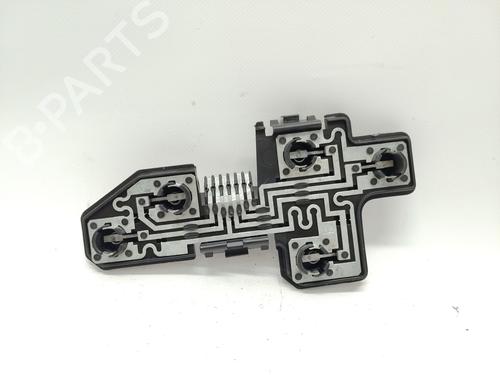 Used Lamp holder OPEL CORSA B (S93) 1.2 i 16V (F08, F68, M68) (65 hp) 31042394