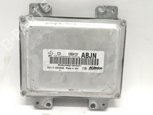 Used Engine control unit (ECU) Engine control unit (ECU) OPEL INSIGNIA A (G09) 1.4 (68) (140 hp) 34557831 34557831