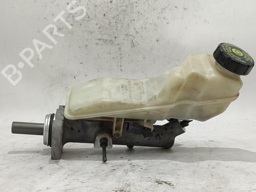 Used Brake master cylinder TOYOTA COROLLA (_E12_) 2.0 D-4D (CDE120_, CDE120R) (90 hp) 17319958