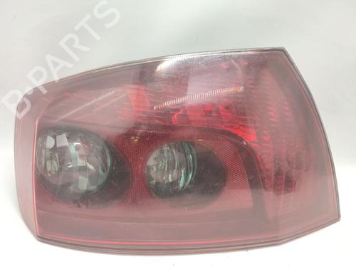 Used Left taillight Left taillight PEUGEOT 407 (6D_) 2.2 (6D3FZE, 6D3FZH) (158 hp) 34344746 34344746