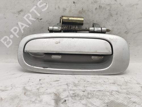 Used Rear left exterior door handle TOYOTA COROLLA Liftback (_E11_) 2.0 D-4D (CDE110_, CDE110R) (90 hp) 27919925
