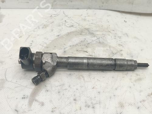 Used Injector MERCEDES-BENZ VITO Bus (W638) 108 CDI 2.2 (638.194) (82 hp) 25883267
