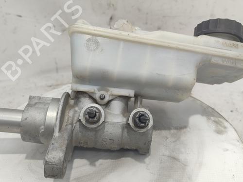 Used Brake master cylinder RENAULT KANGOO / GRAND KANGOO II (KW0/1_) [2008-2025]  19742487