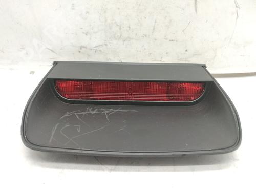 Used Third brake light MITSUBISHI CARISMA (DA_) 1.9 DI-D (DA5A) (115 hp) 23075876