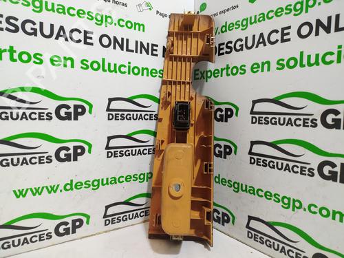 BP7667777I26 | Right front window switch KIA SORENTO I (JC) 2.5 CRDi BP7667777I26