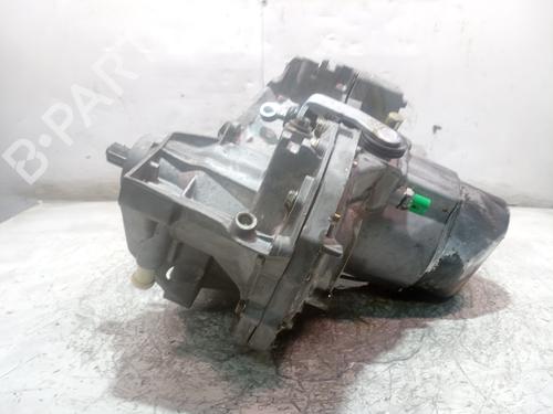Used Gearbox RENAULT RAPID Box Body/MPV (F40_, G40_) [1985-2001]  16224104