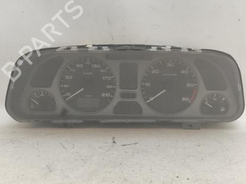 Used Instrument cluster PEUGEOT 306 (7B, N3, N5) [1993-2003]  16682561