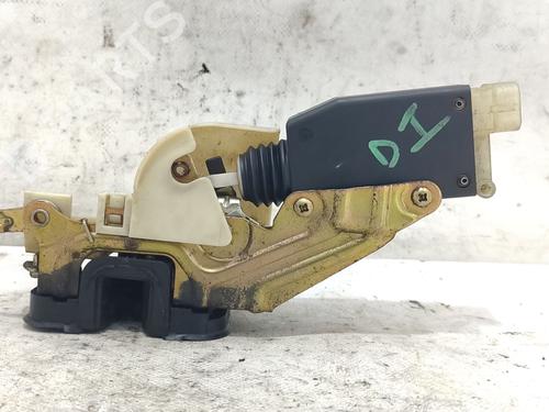 Front left lock OPEL CORSA B (S93) 1.4 i 16V (F08, F68, M68) | BP27619356C98 