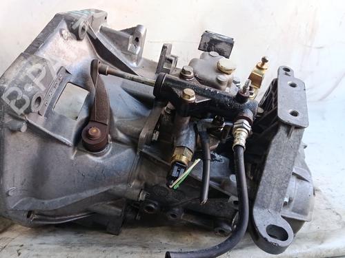 Caja de cambios Caja de cambios FIAT GRANDE PUNTO (199_) 1.4 16V (199BXG1B, 199AXG1B) (95 hp) 37477909 37477909