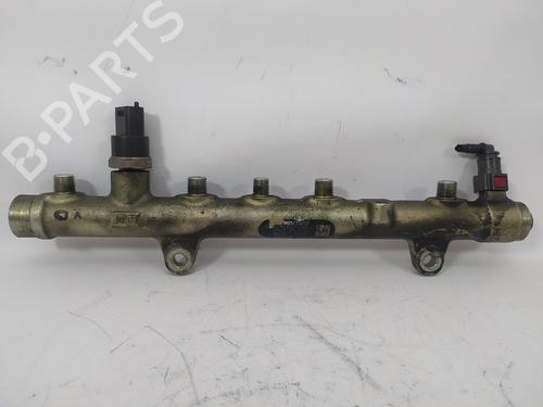 Used Injection rail NISSAN PRIMERA Hatchback (P12) 1.9 dCi (120 hp) 12341094