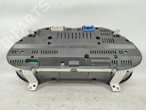 Instrument cluster TOYOTA AVENSIS Saloon (_T25_) 2.0 D-4D (ADT250_, ADT250R) | BP13718556C47 