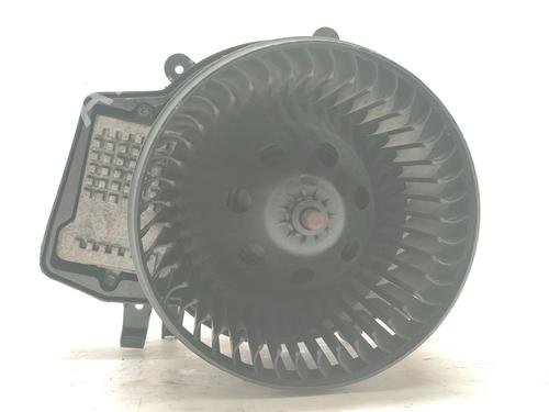 Used Heater blower motor Heater blower motor MERCEDES-BENZ C-CLASS (W203) C 220 CDI (203.006, 203.008) (143 hp) 34701774 34701774