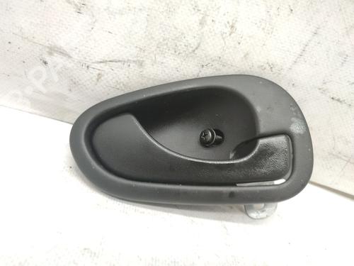 Used Rear right interior door handle MITSUBISHI CARISMA (DA_) 1.9 DI-D (DA5A) (115 hp) 23075855