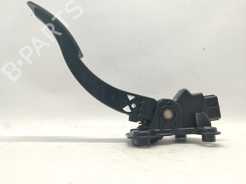 Pedal MITSUBISHI OUTLANDER II (CW_W) 2.0 DI-D (CW8W) (140 hp) 31980156