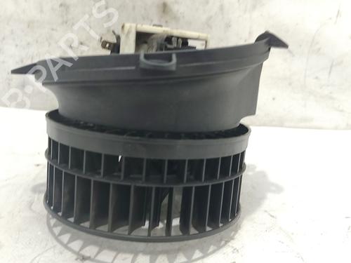 Used Heater blower motor MERCEDES-BENZ CLK (C208) CLK 320 (208.365) (218 hp) 26932153