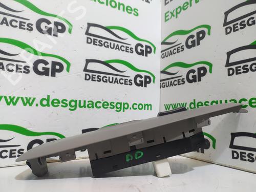 Right front window switch KIA MAGENTIS II (MG) 2.0 CRDi | BP7565138I26 