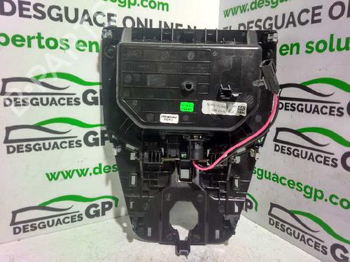 Glove box FORD TOURNEO COURIER B460 MPV 1.5 TDCi | BP7148586C95 