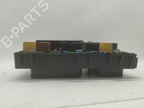 Used Fuse box OPEL ASTRA H Saloon (A04) 1.7 CDTi (L69) (101 hp) 31926836