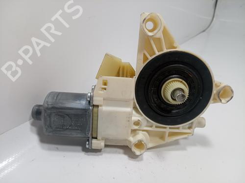 Used Left front window motor MERCEDES-BENZ C-CLASS (W204) [2007-2015]  14930020