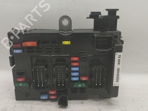 Zekeringkast PEUGEOT 807 (EB_) 2.0 HDi (107 hp) 26167438