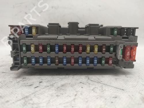 Fuse box PEUGEOT 607 (9D, 9U) 2.2 HDi | BP27156521E1 