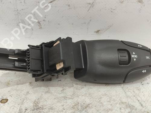 Used Steering wheel controls CITROËN XSARA Coupe (N0) 2.0 HDI 90 (90 hp) 18241395