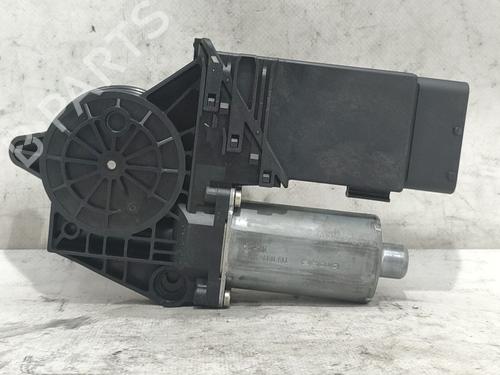 Left front window motor VW PASSAT B5.5 (3B3) 1.9 TDI | BP28095573E21 