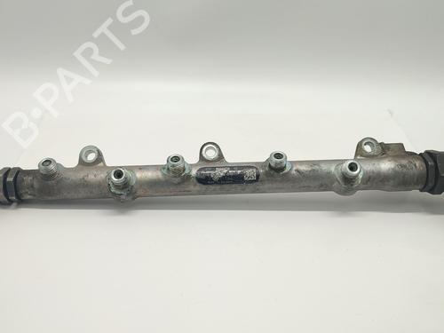 injection-rail-bmw-3-e46-1997-1998-1999-2000-2001-2002-2003-2004-2005-39079936 main image
