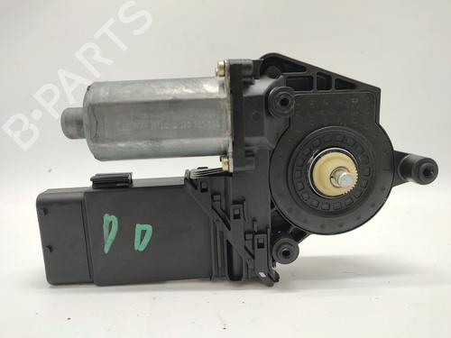 right-front-window-motor-vw-passat-b55-variant-3b6-2000-2001-2002-2003-2004-2005-33832075 main image