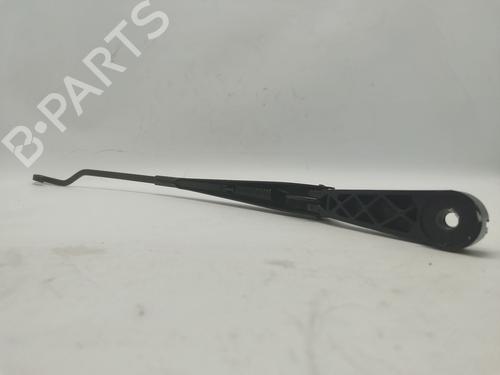 Used Front windshield wiper arm LAND ROVER FREELANDER I (L314) [1998-2006]  32001158