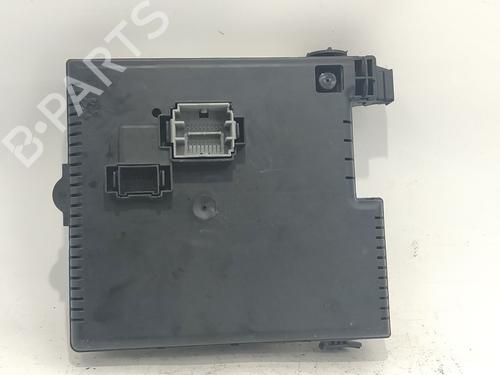 Fuse box VOLVO S60 I (384) D5 | BP37178475E1 - Image 2