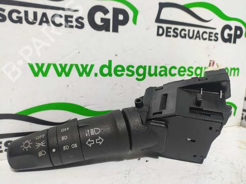 Used Headlight switch NISSAN PRIMERA (P12) 1.8 (115 hp) 7126556